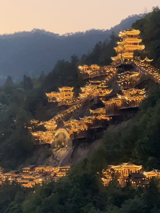 Beautiful Weather in Wangxian Valley in May