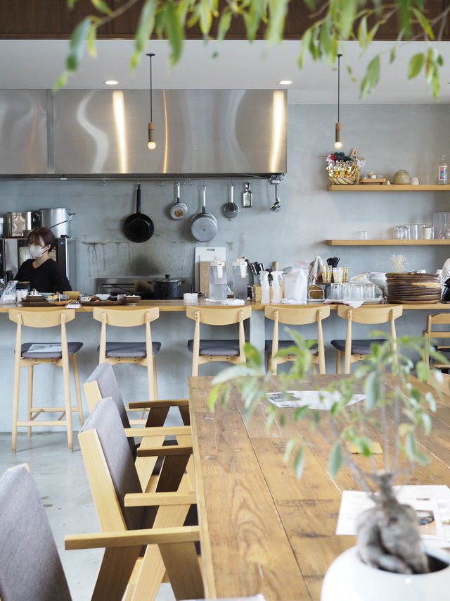 awayk 沖縄の穴場おばんざいカフェ