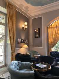 Grand Hôtel Henri เฟรนช์ชิคทางใต้ฝรั่งเศส
