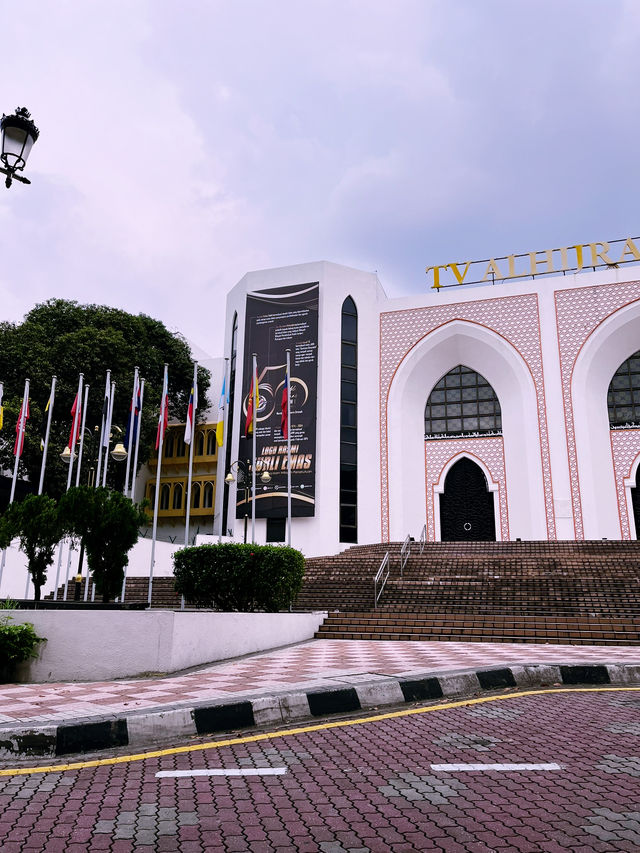 Day 3 KL Citywalk: A Majestic Visit to the National Mosque of Malaysia 