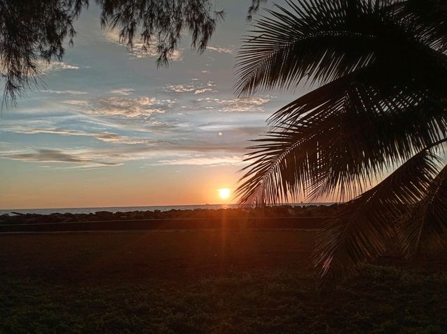 Relaxing Vibes & Coastal Charm in Miri