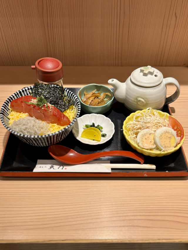 【福岡・博多駅】朝から贅沢な明太丼を楽しめる名店「はかた天乃 KITTE 博多店」