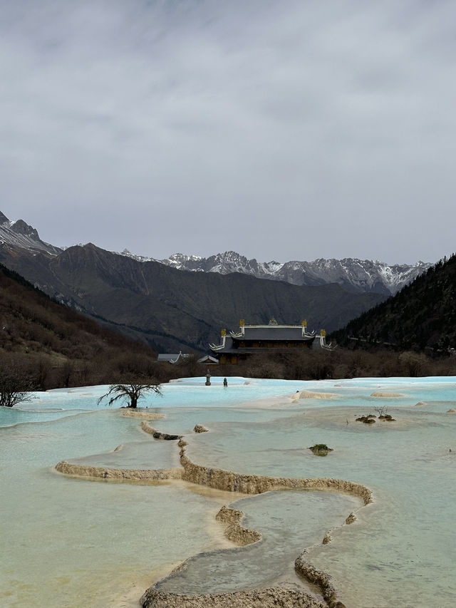 Picture perfect spots in Huanglong National Scenic Area