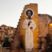 Palermo's Street Art: Raw and Moving! 🎨✨