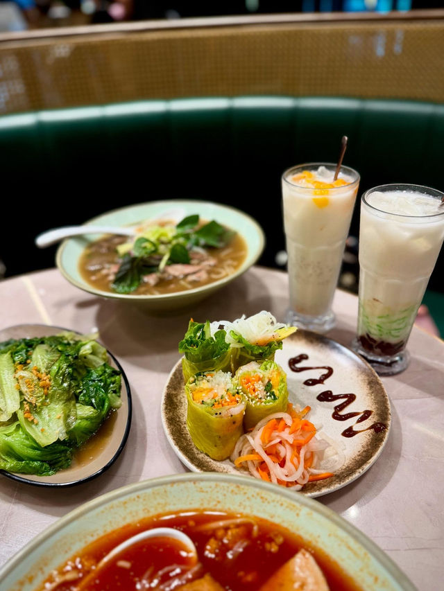啟德體育園一間親民的越南菜🍜，性價比十分之高😍！