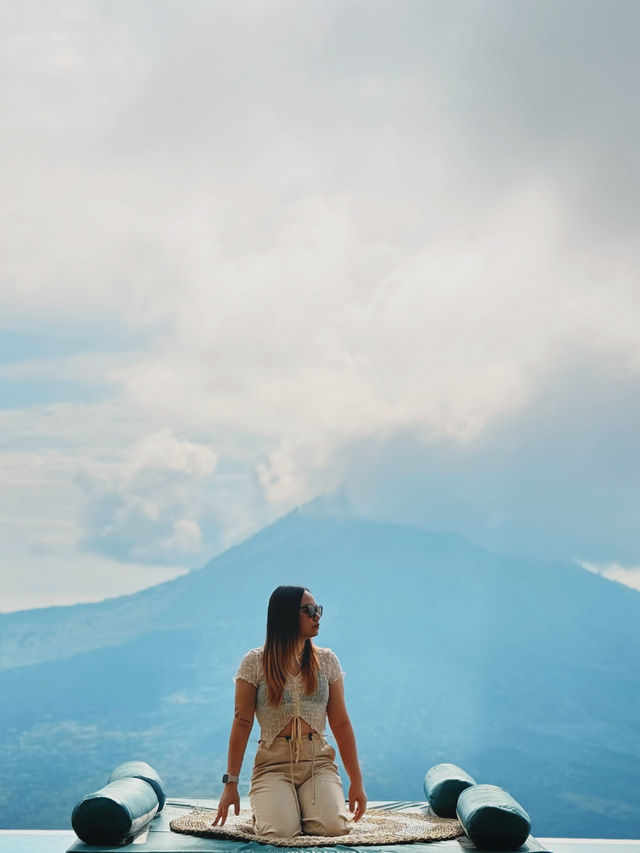 Breakfast Above the Clouds ☁️ 🍳
