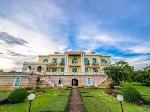 Chateau De Khaoyai Hotel & Resort