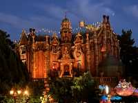 🏰 Disneyland Tokyo – A Magical Day for the Whole Family