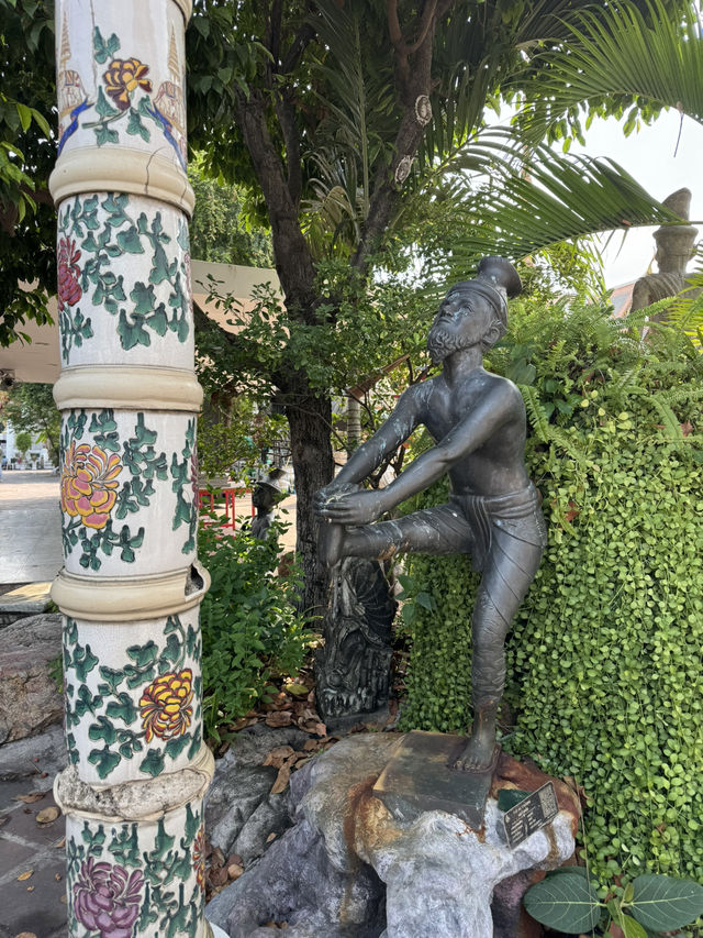 タイ🇹🇭運気アップ旅✨黄金に輝く！バンコクの巨大な寝釈迦像【ワット・ポー】