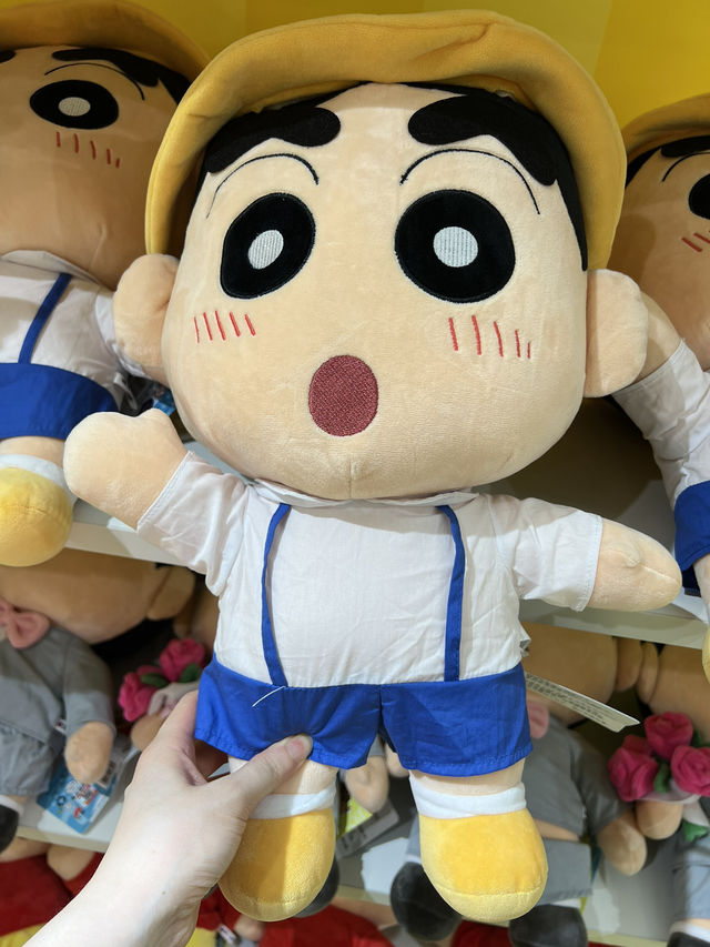 蠟筆小新快閃店在深圳來福士商場開啦！❤️
