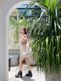 Moment Cafe & Studio