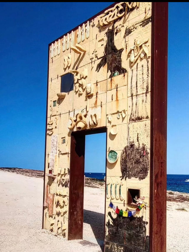 【まるでカリブ海!?】イタリア最南端の楽園「ランペドゥーザ島」で心ほどける旅🌴
