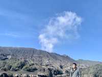 🌄 Mount Bromo, Indonesia – A Dreamy Volcano Escape Made Easy 🌄