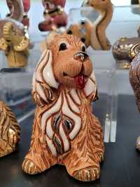 Unique Singaporean crafts and figurines at Sentosa Shop