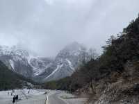 Blue Moon Valley in Winter – A Snowy Wonderland in Yunnan