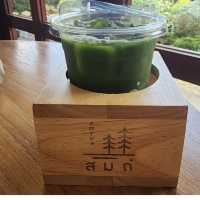 สมถะ คาเฟ่ คาเฟ่มินิมอลสไตล์ญี่ปุ่นที่