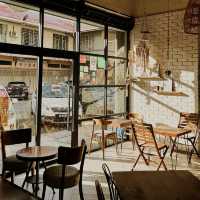 Hidden Corners and Soulful Sips