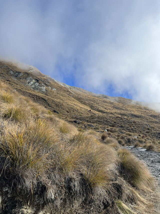 🏔 Roys Peak – Wanaka, New Zealand
