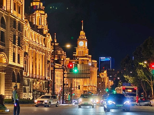 The bund Shanghai 🇨🇳✈️