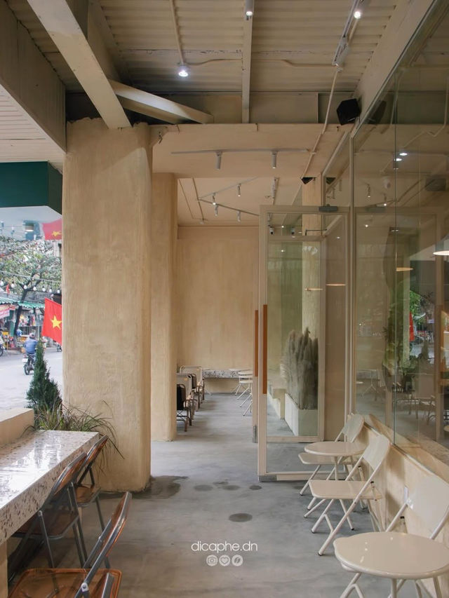 Leaf Tea & Coffee