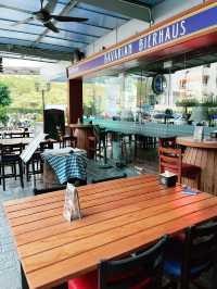 Bavarian Bierhaus – Authentic German Flavors in a Cozy Setting 