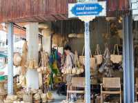 🧺✨ “ถนนช้างม่อยเก่า” ย่านเก่าที่ไม่เคยเชย!