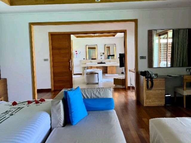 Hideaway Beach Resort & Spa: An Exclusive Sanctuary of Tranquility and Luxury