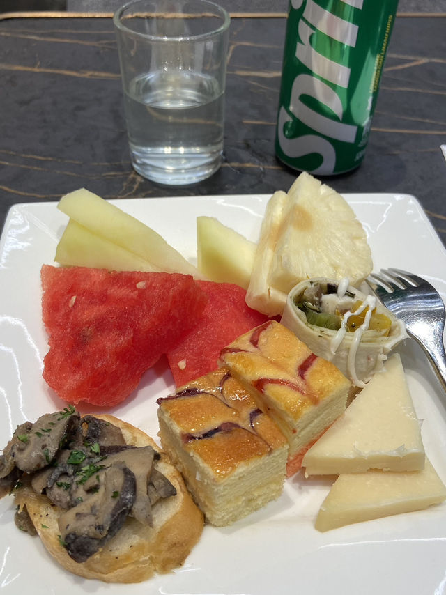Unwinding in Style at Travel Club Lounge KLIA 2