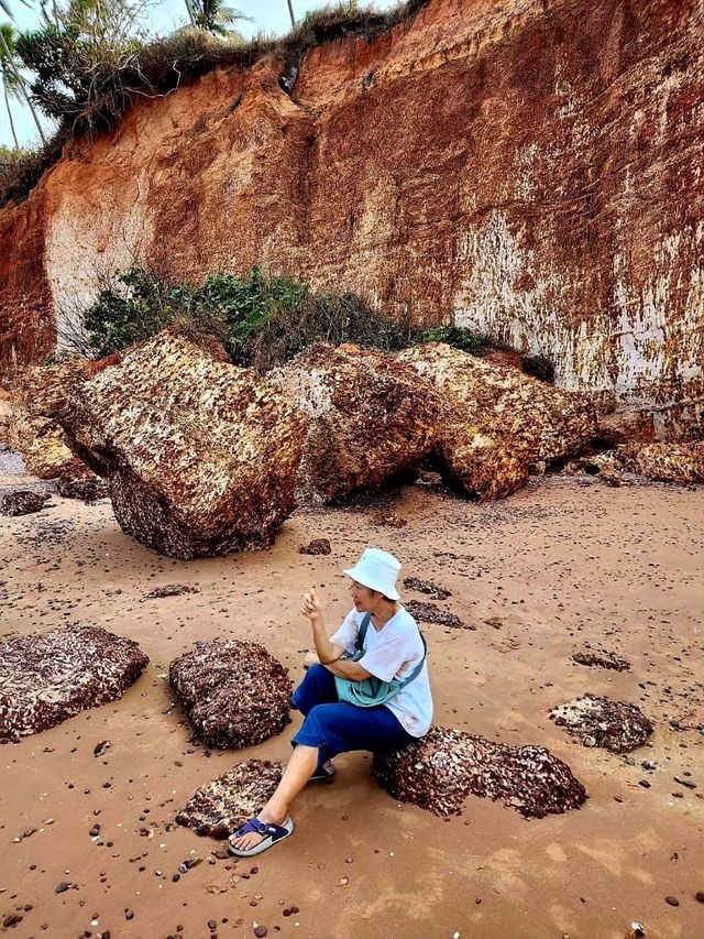 Red Cliffs ที่บางสะพานน้อย