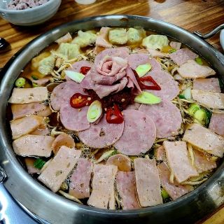 제주 조천 맛집)고래부대찌개 함덕점 - 함덕해수욕장 제주 부대찌개 맛집