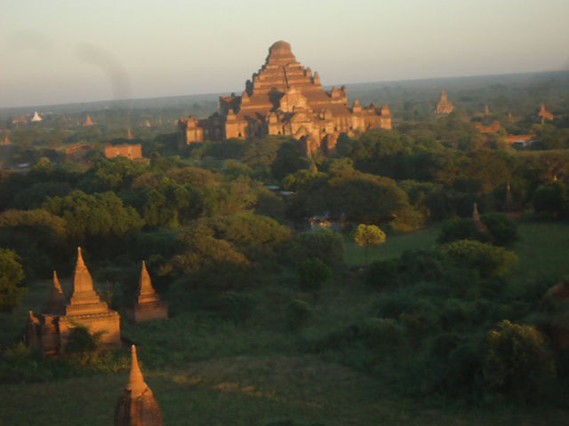 Shwesandaw Pagoda
