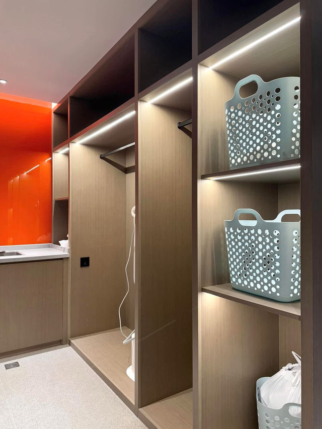 Holiday Inn Express Shanghai Jing An Temple Holiday Inn Express Shanghai Jing An Temple