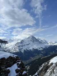 4월에도 눈으로 가득했던 스위스 피르스트