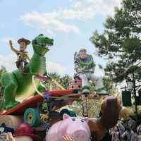 𝙎𝙝𝙖𝙣𝙜𝙝𝙖𝙞 𝘿𝙞𝙨𝙣𝙚𝙮𝙡𝙖𝙣𝙙 🧸🪅🪆