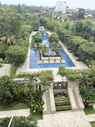 A Luxury Hotel with the Most Beautiful Pool.