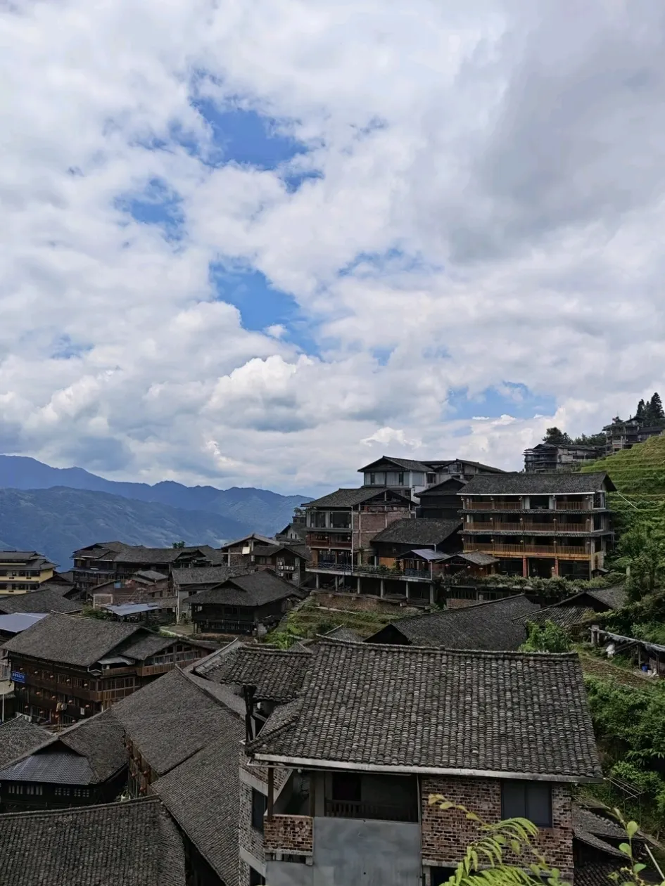 What's It Really Like Living in Longji Rice Terraces?