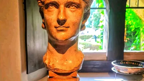 🍁🏰 Hotel Coombe Abbey: Pelarian Mempesona ke Masa Lalu di Inggris 🇬🇧✨ — traveler post in Coventry