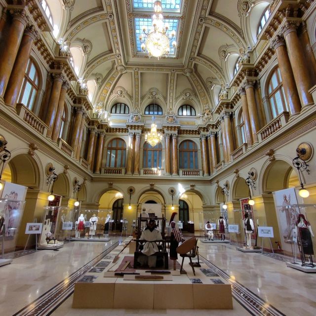 Visit the National Bank of Romania Museum!