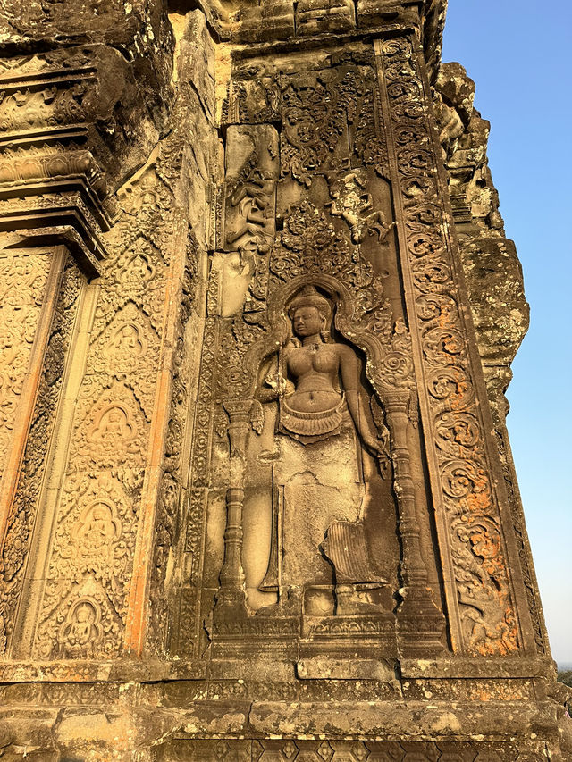 In the footsteps of Lara Croft! 