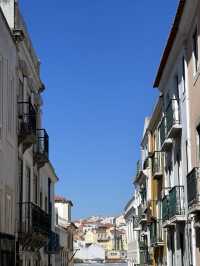 LisBON Voyage: Tiles, Trams & Fairy Tale Delusions