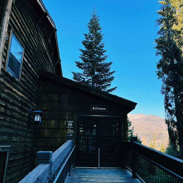 🏡 Where to Stay in & Around Sequoia National Park 🌲