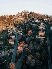 🏰🧡 “Stone Walls & Sky-High Views: My Perfect Day in Bergamo” 🇮🇹