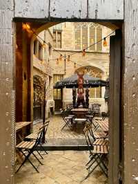 The Wondrous City: The Legend Behind Antwerp’s Name