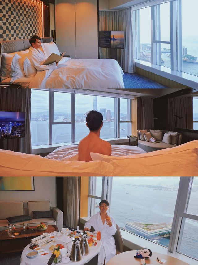 The harbor view of Four Seasons Hotel can be rated with three Michelin stars.