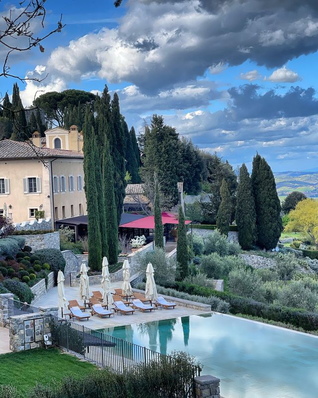 2022 Global Best Hotel Review - Splendid Tuscany 💫