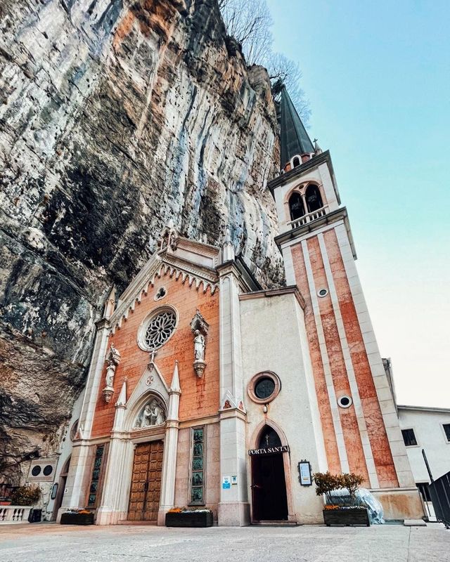 Visiting the Sanctuary of Madonna della Corona