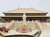 Peaceful and Relaxing Place in Dunhuang 