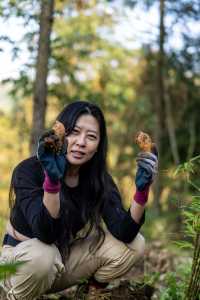 昭通彝良縣小草壩，峽谷飛瀑下的尋天麻之旅