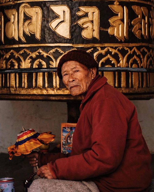 Discover the Magic of Bhutan: Meet the People Who Make Your Journey Unforgettable! ❤️