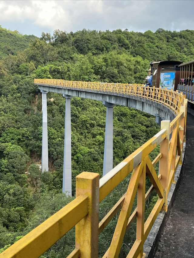 假裝度假在歐洲 ｜ 深圳東部華僑城小火車